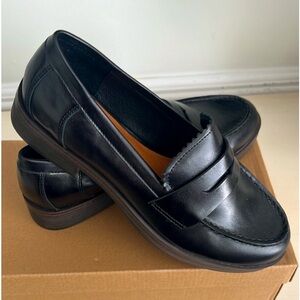 Lucky Brand Black Leather Loafers 8